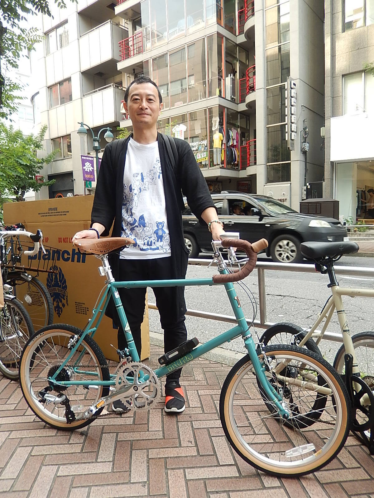 9月24日　渋谷　原宿　の自転車屋　FLAME bike前です_e0188759_19222209.jpg