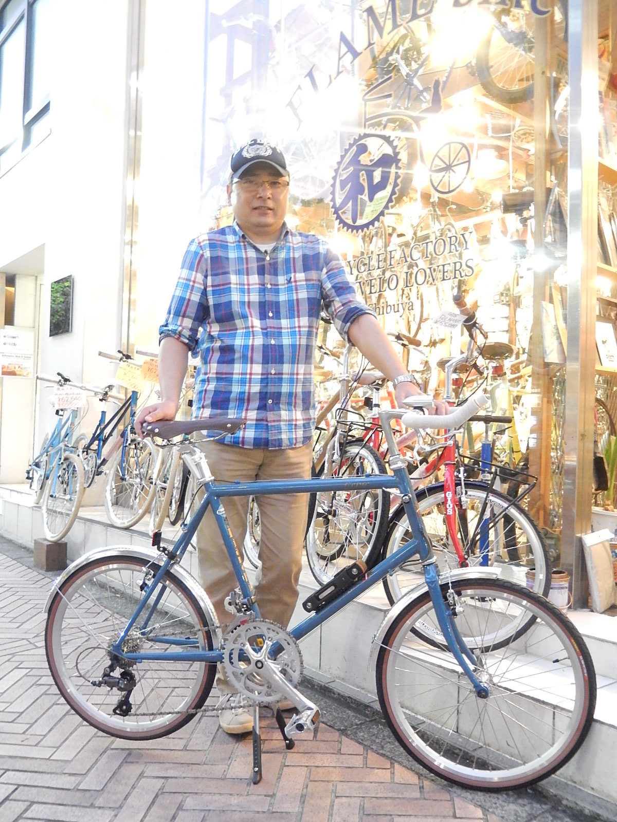 9月24日 渋谷 原宿 の自転車屋 FLAME bike前です_e0188759_19222423.jpg