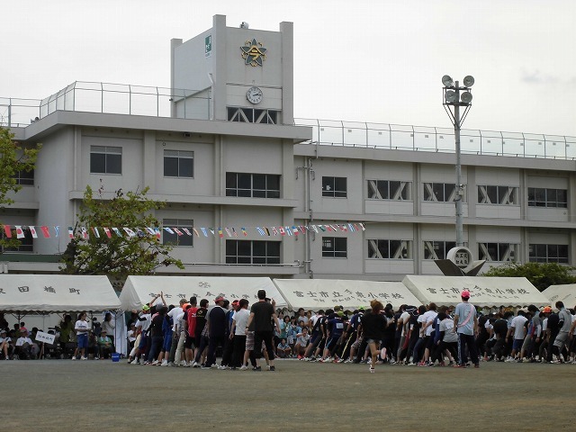 駿河台三丁目、町内対抗リレーはぶっちぎりの優勝! 昨日は今泉地区体育祭_f0141310_07141896.jpg
