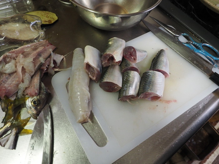 夫の釣果とその後_c0116915_00205068.jpg