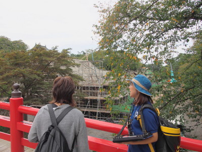 弘前公園で「スマートグラスガイドツアー体験」_d0131668_143545100.jpg