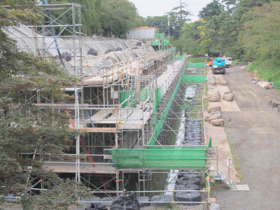 弘前公園で「スマートグラスガイドツアー体験」_d0131668_14361156.jpg