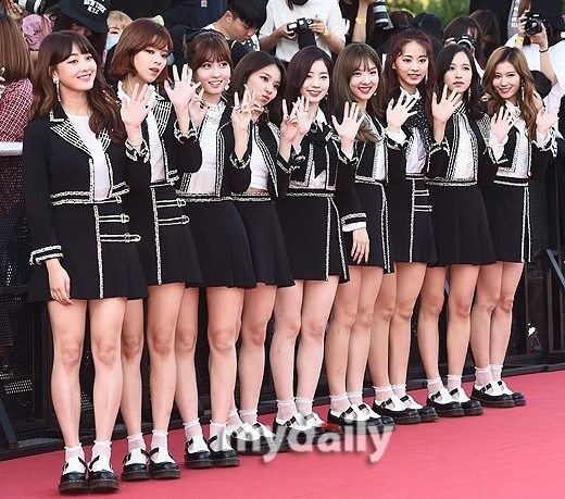 Twice 10月末にカムバック決定 niconico paradise Twice 10月末にカムバック決定 niconico paradise