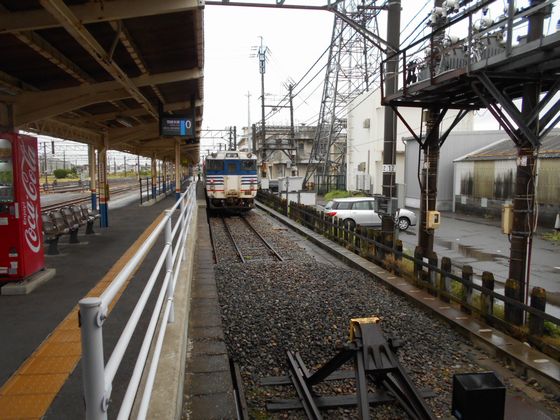 真夏の北日本海鉄道　８　（羽越本線　小波渡駅・村上駅／ほか）_b0005281_20395328.jpg