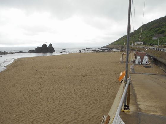 真夏の北日本海鉄道 8 (羽越本線 小波渡駅・村上駅/ほか)_b0005281_20411318.jpg