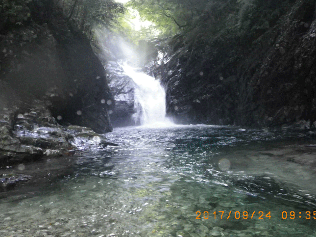 e0371039_1532351.gif
