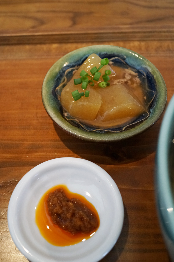Eibun 牛もやしそば パクチーまみれ ちゅらかじとがちまやぁ Eibun 牛もやしそば パクチーまみれ ちゅらかじとがちまやぁ