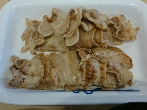 9/26夜勤明け 豚バラ焼き肉ラージ定食¥700 + 生ビール¥150×2杯@松屋_b0042308_17543666.jpg