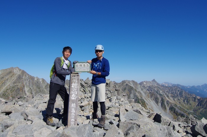 槍・穂高縦走（４日目）①穂高岳山荘〜前穂高岳_f0195813_17131393.jpg