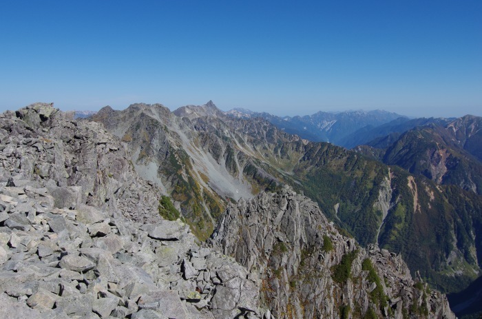 槍・穂高縦走（４日目）①穂高岳山荘〜前穂高岳_f0195813_17134309.jpg