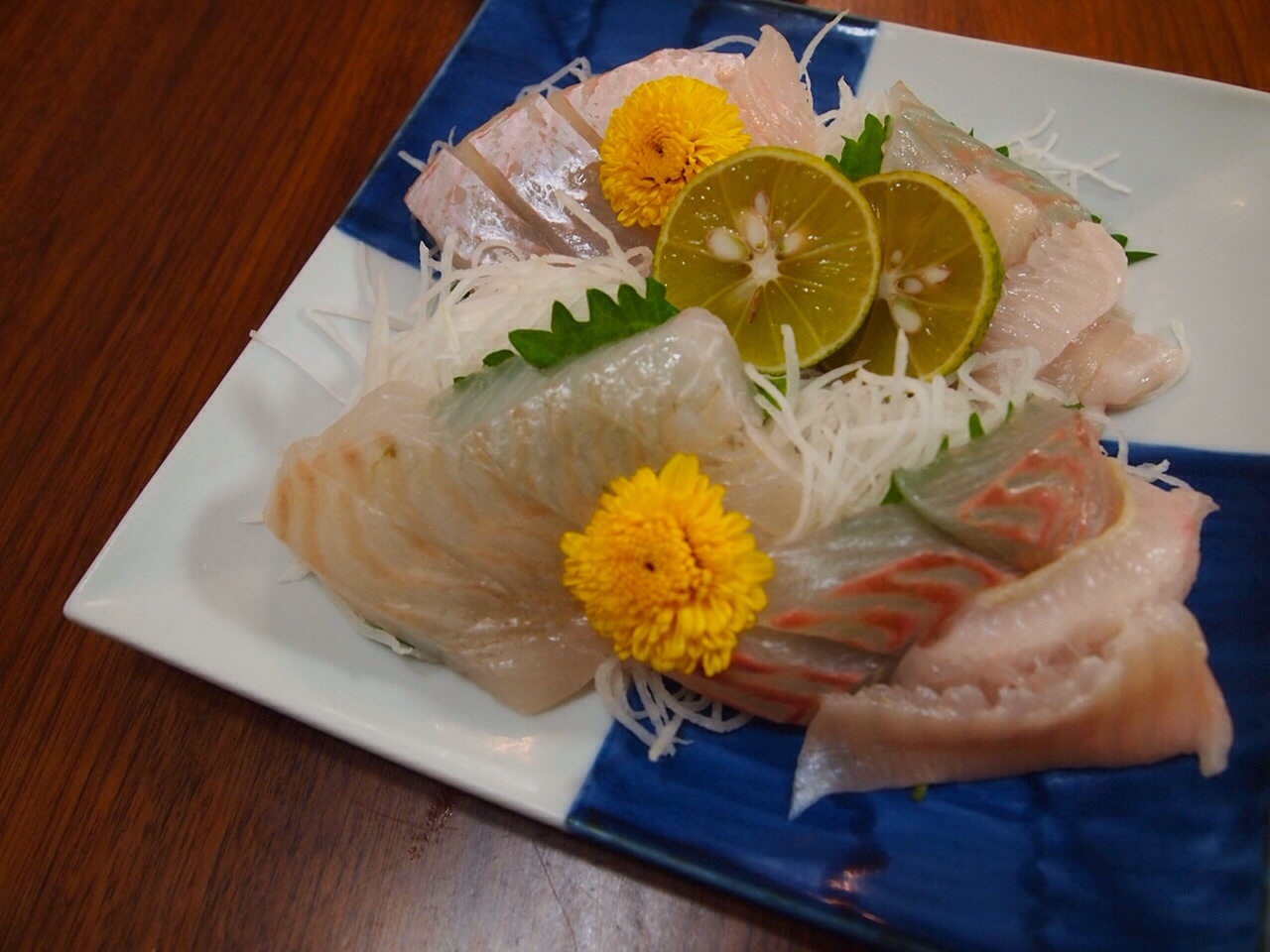 ヒラメの刺身 Sobu 2 ヒラメの刺身 Sobu 2