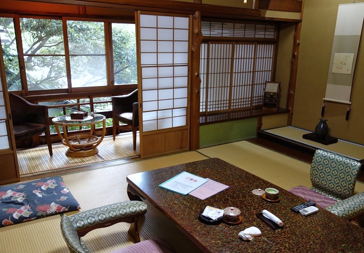 湯河原温泉 ひばり荘 宿泊記 ずっとそばに 湯河原温泉 ひばり荘 宿泊記 ずっとそばに