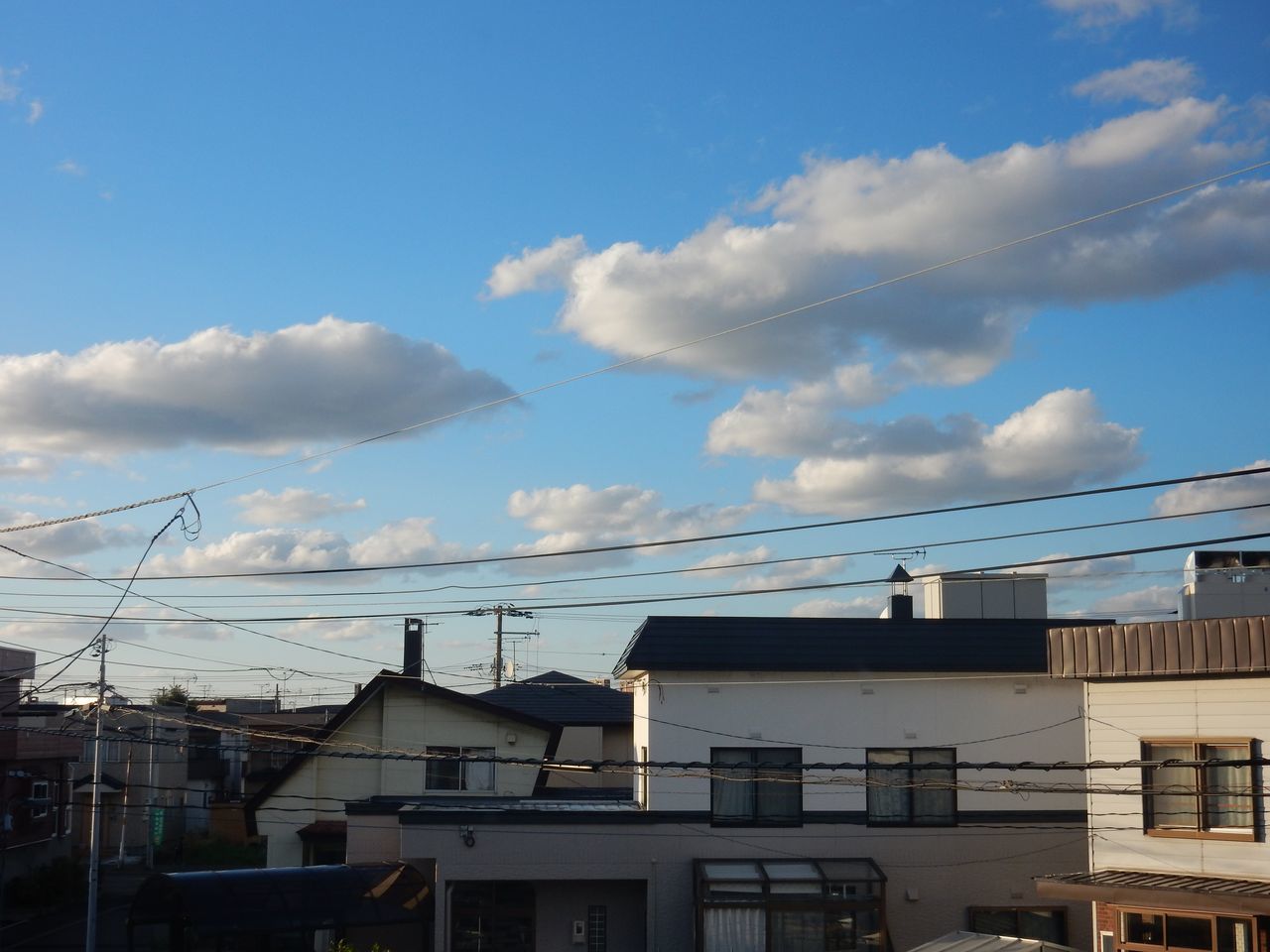 寒冷前線は北海道を横断して太平洋へ_c0025115_20214504.jpg