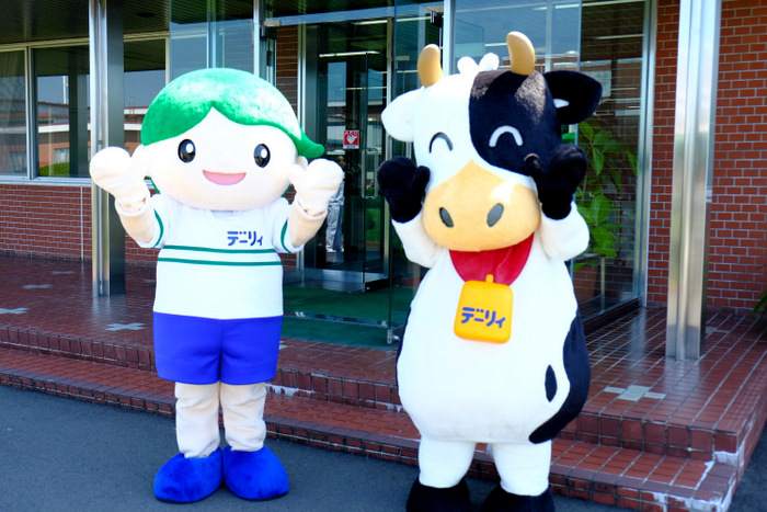 「愛のスコールでおなじみ!デーリィ南日本酪農 工場見学」_a0000029_10462135.jpg