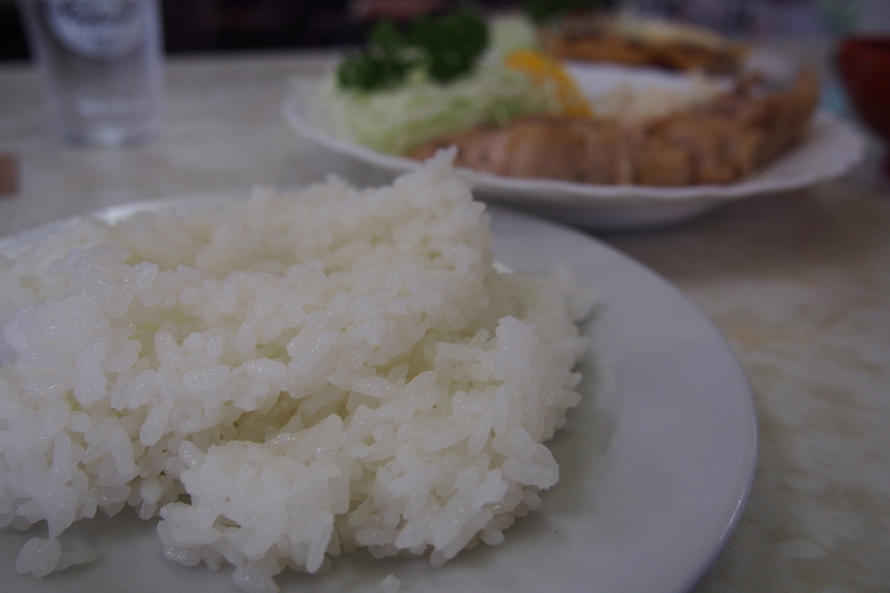 閉店 あの孤独のグルメの 源氏食堂 大原 ブタ肉塩焼きライス ミックスフライ Samのlifeキャンプブログ Doors In Out