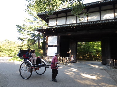 弘前公園観光人力車②*車夫編_d0131668_1001264.jpg