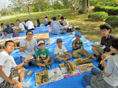 県民の森竹クラフト講座　竹で炊く「竹ごはん」とＭｙうつわ作り_f0140773_16041351.gif