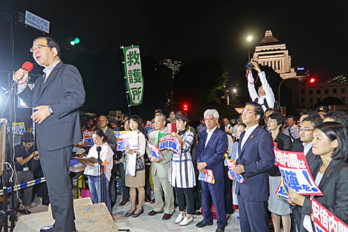 テントひろば 警視庁抗議　安倍内閣退陣を求める大集会_a0188487_10455382.jpg