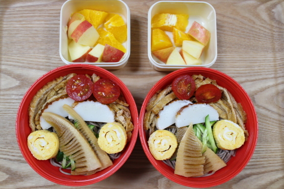 おかめ蕎麦弁当 O オヤコベントウ