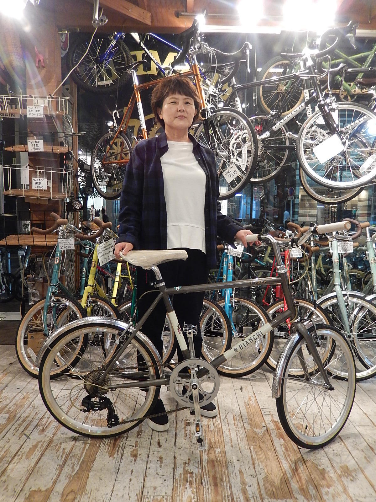 9月30日 渋谷 原宿 の自転車屋 FLAME bike前です_e0188759_19034872.jpg
