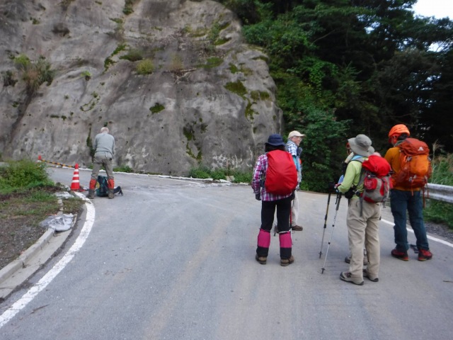 天主山へ、鴨猪登山口から、29日_f0357487_22592924.jpg