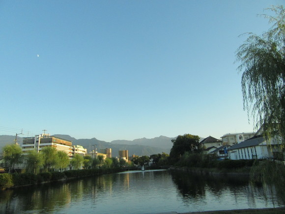 f0231709_03100050.jpg