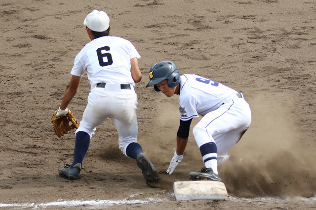 北信越高校野球支部予選　十日町対長岡農　三塁側メインスタンド_f0373317_20355100.jpg