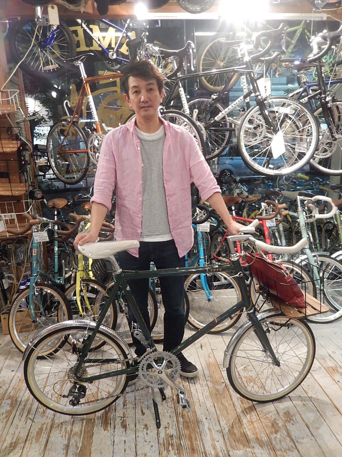 10月1日　渋谷　原宿　の自転車屋　FLAME bike前です_e0188759_18362681.jpg