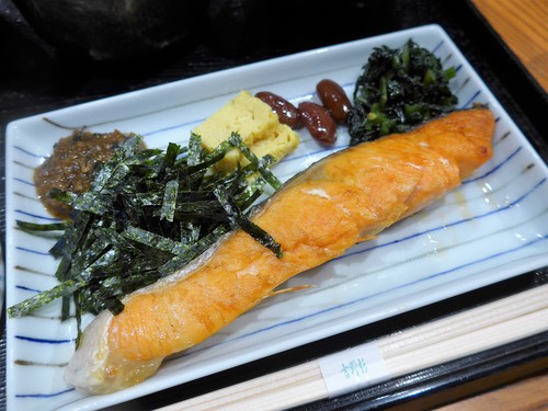 代々木「おひつ膳 田んぼ」へ行く。_f0232060_1115182.jpg
