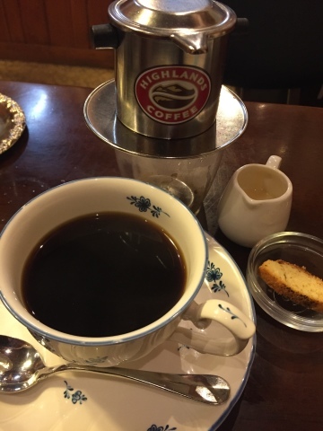 喫茶 1er ぷるみえ (鶏肉ガパオライスにマヨジェノベーゼソース)_e0115904_16023650.jpg