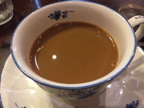 喫茶 1er ぷるみえ (鶏肉ガパオライスにマヨジェノベーゼソース)_e0115904_16085946.jpg