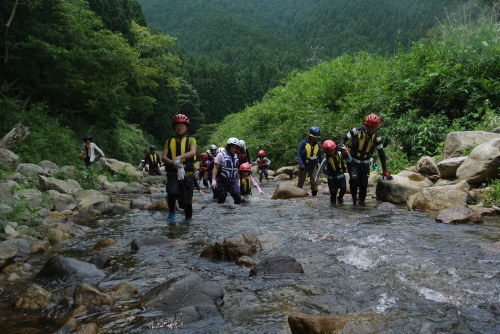 伊賀へ・木津川でシャワークライミング_e0008880_09071894.jpg