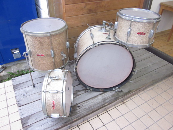 60年代 PEARL製ドラムセット バレンシア 現状 5000円 20インチ : なんだ屋ブログ