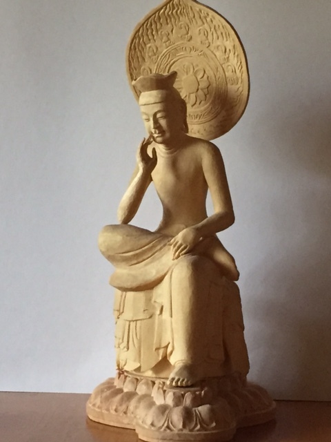 飛鳥の弥勒菩薩 : 浅葉哲休 仏像彫刻