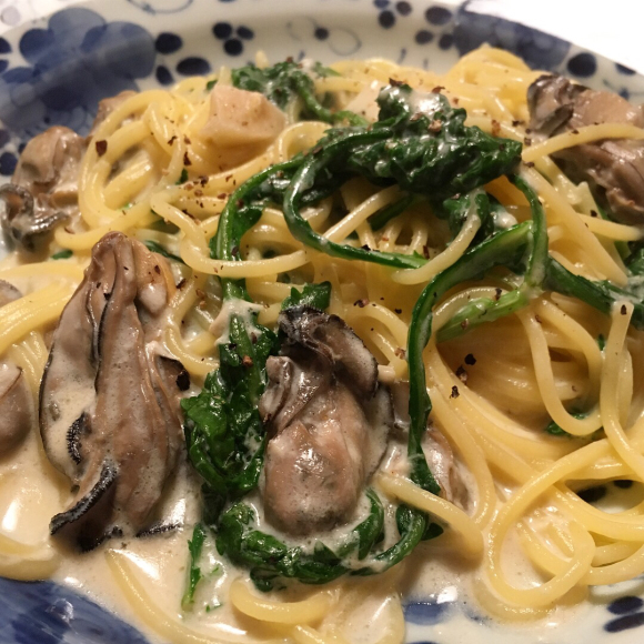 牡蠣のオイル漬けで豆乳クリームパスタ_b0065587_17082529.jpg