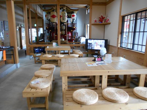 真夏の北日本海鉄道 9 (羽越本線 新発田駅・新津駅/ほか)_b0005281_6145080.jpg