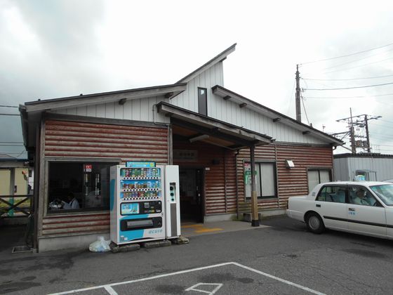 真夏の北日本海鉄道 9 (羽越本線 新発田駅・新津駅/ほか)_b0005281_614594.jpg