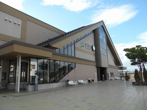 真夏の北日本海鉄道 9 (羽越本線 新発田駅・新津駅/ほか)_b0005281_6162466.jpg