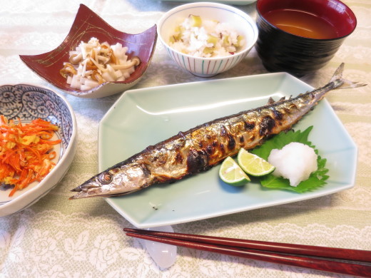 秋刀魚の塩焼き_d0031682_22290583.jpg