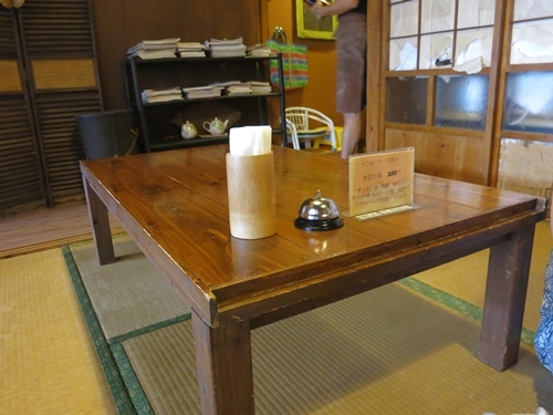 f0299682_16052898.jpg