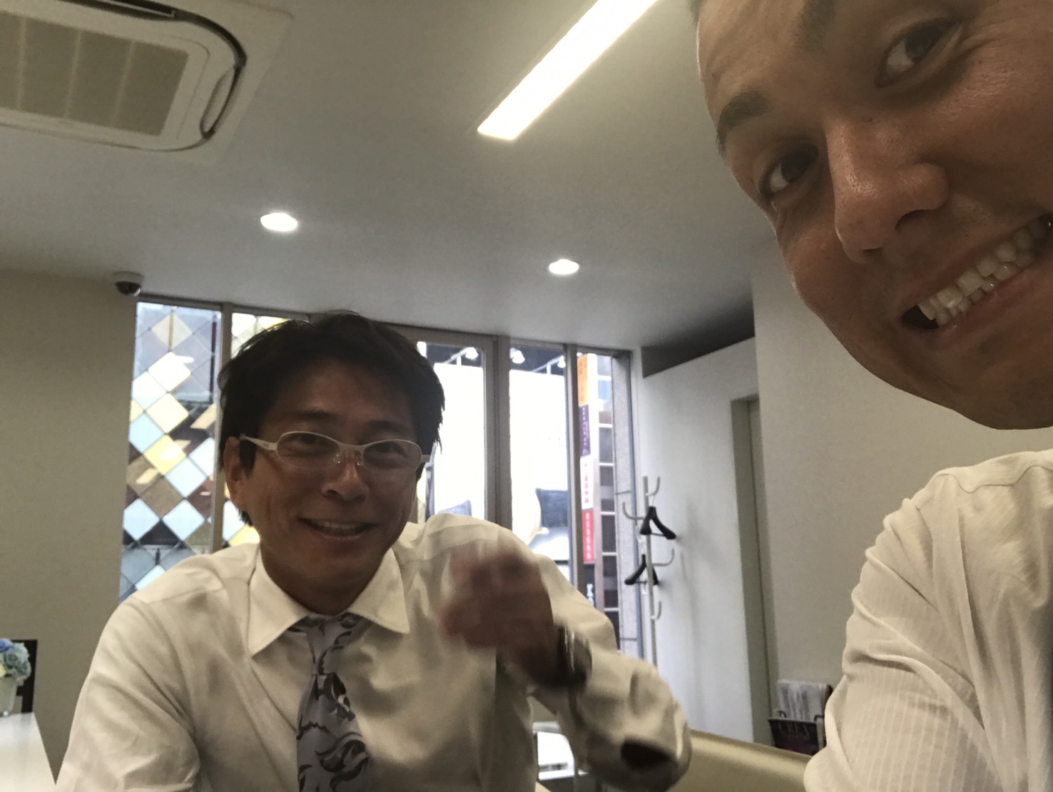 10月5日 水曜日のひとログ(´▽`) 遠方納車も対応★ローンにお困りの方はご相談ください!_b0127002_17465057.jpg