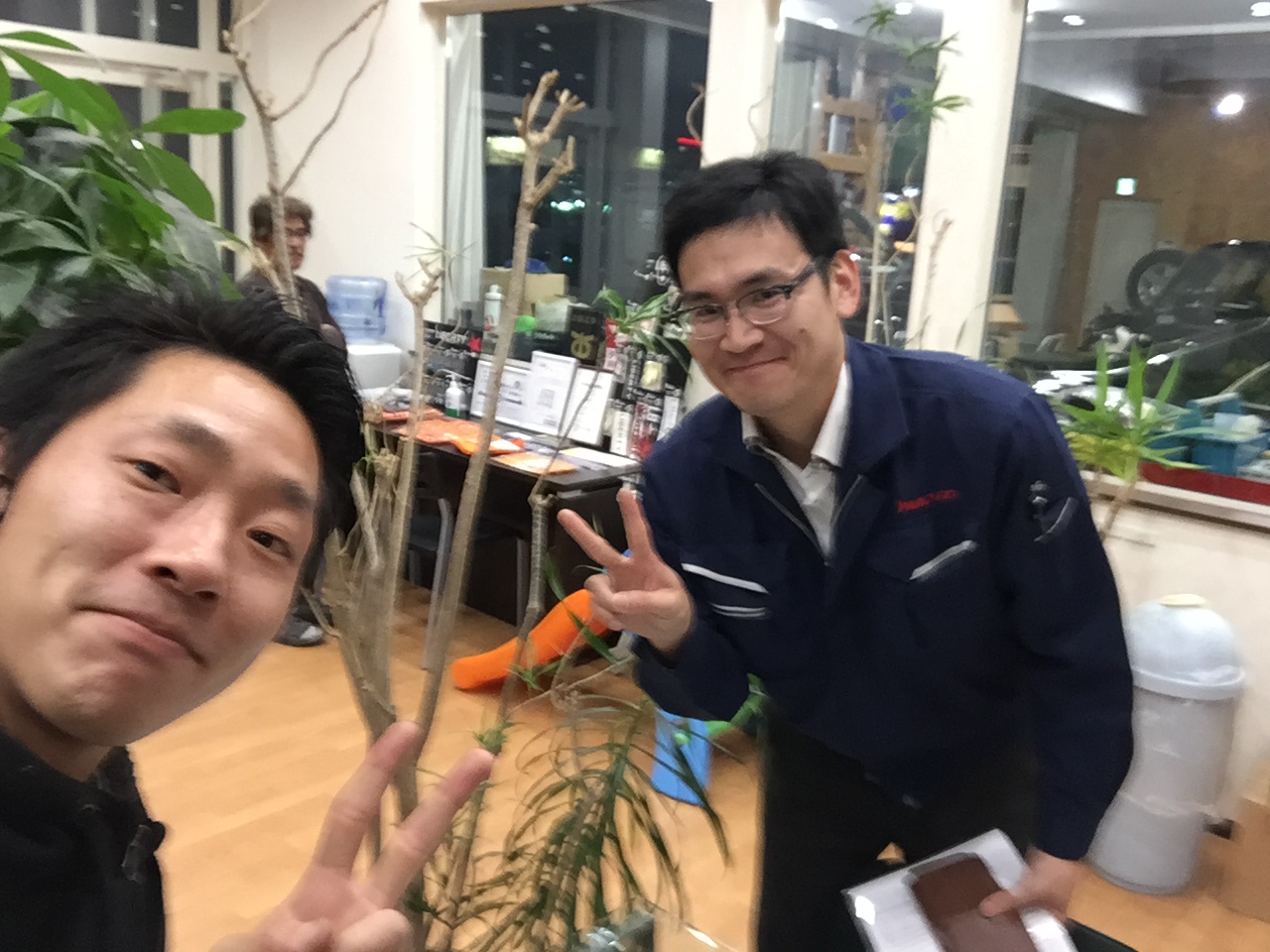 10月5日 水曜日のひとログ(´▽`) 遠方納車も対応★ローンにお困りの方はご相談ください!_b0127002_1841928.jpg