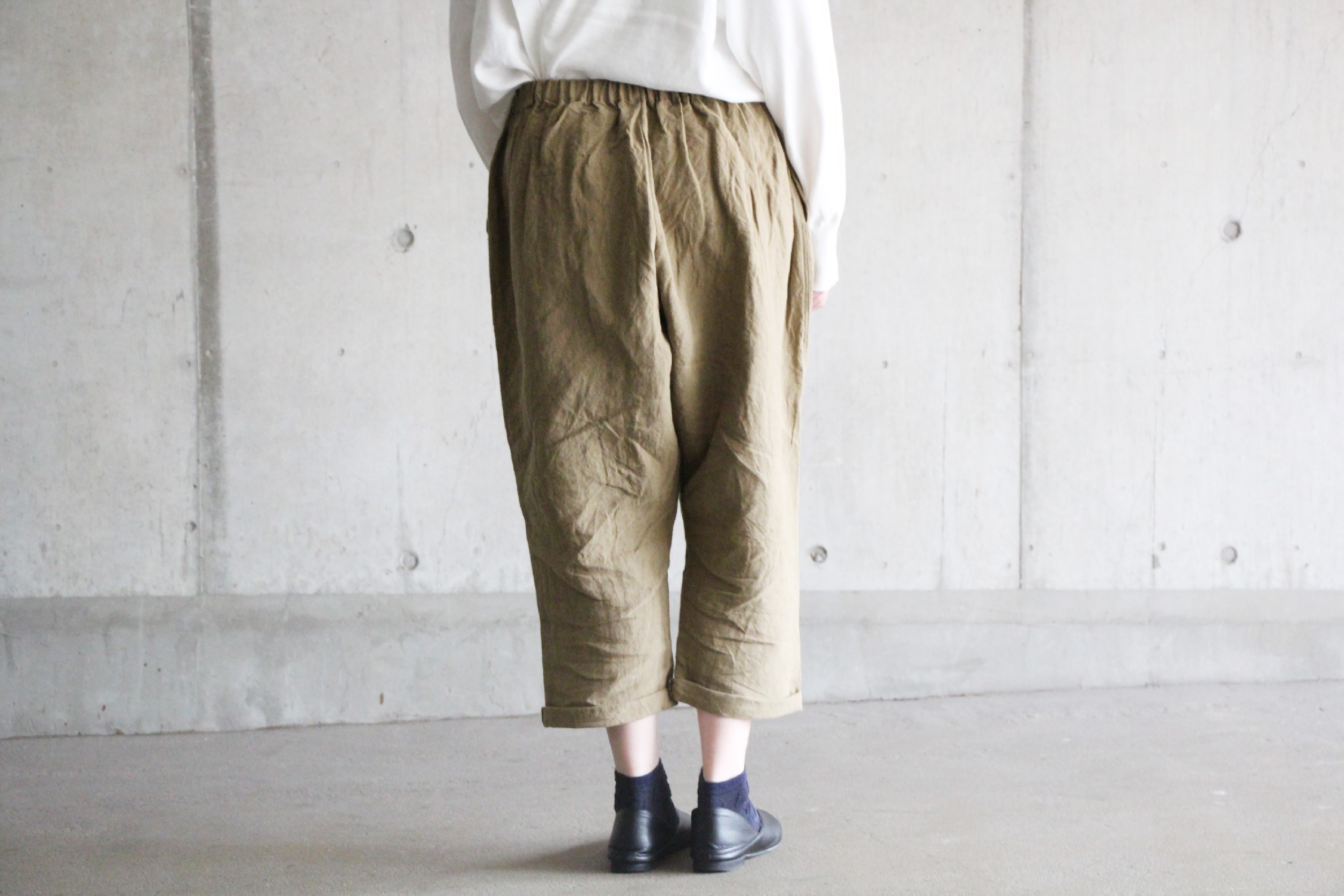 リネンパンツと羽織り入荷_b0165512_18172899.jpg