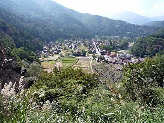 ローカル線で行く信濃・飛騨・金沢の旅（５）10月16日_c0009413_21275804.jpg