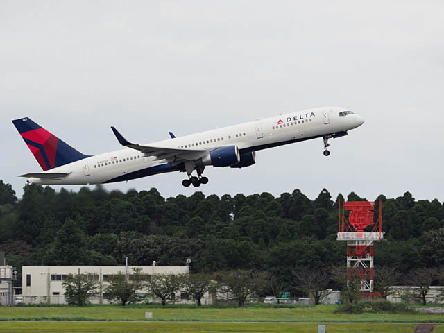 成田空港でのB787、A350-900 他_f0199866_20333826.jpg