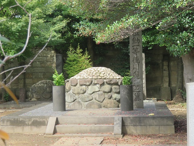 徳川慶喜の墓 谷中霊園に眠る幕末の有名人 気ままに江戸 散歩 味 読書の記録