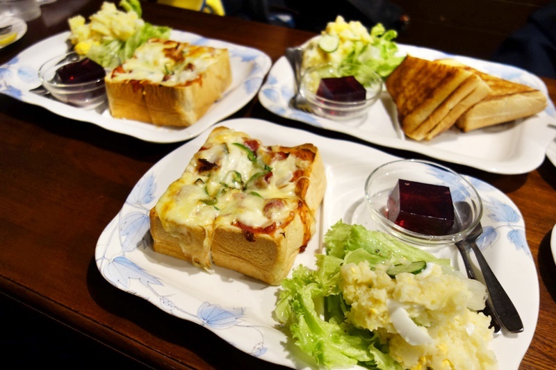 モカでピザトーストのランチ Life Is Delicious モカでピザトーストのランチ Life Is Delicious