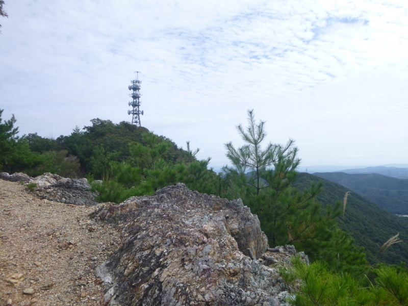 登りやすい山　明王山 (380M)  登頂編_d0170615_17114260.jpg