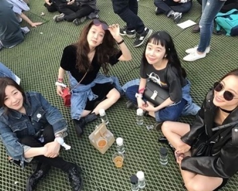 スタイル抜群美女ハン・イェスル 富豪の恋人テディと破局? スッピン公開_f0158064_17483606.jpg