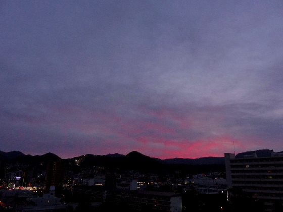 １０月・今日の夕焼け_d0084473_19582963.jpg